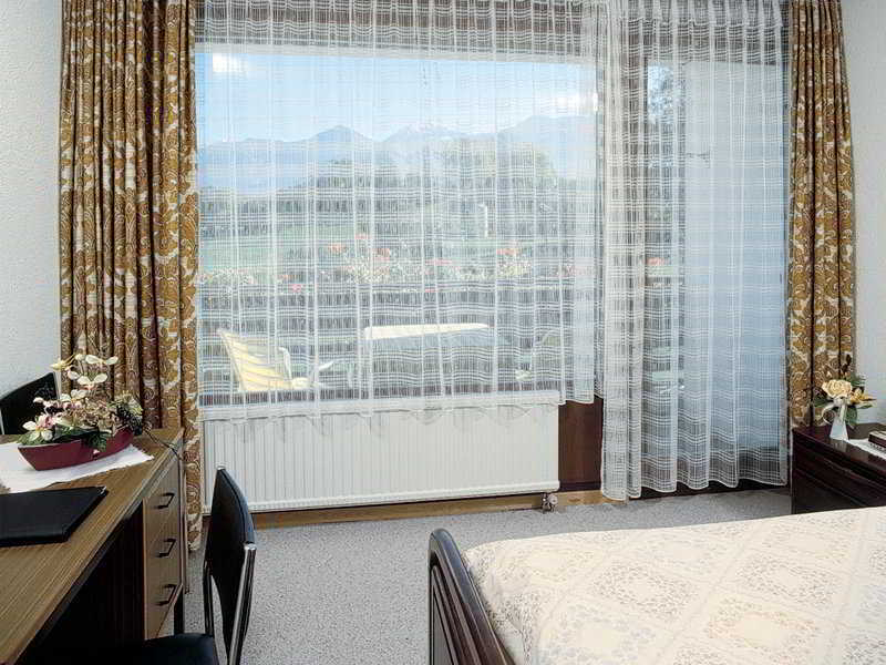 Hotel Baergsunne Hondrich Zimmer foto